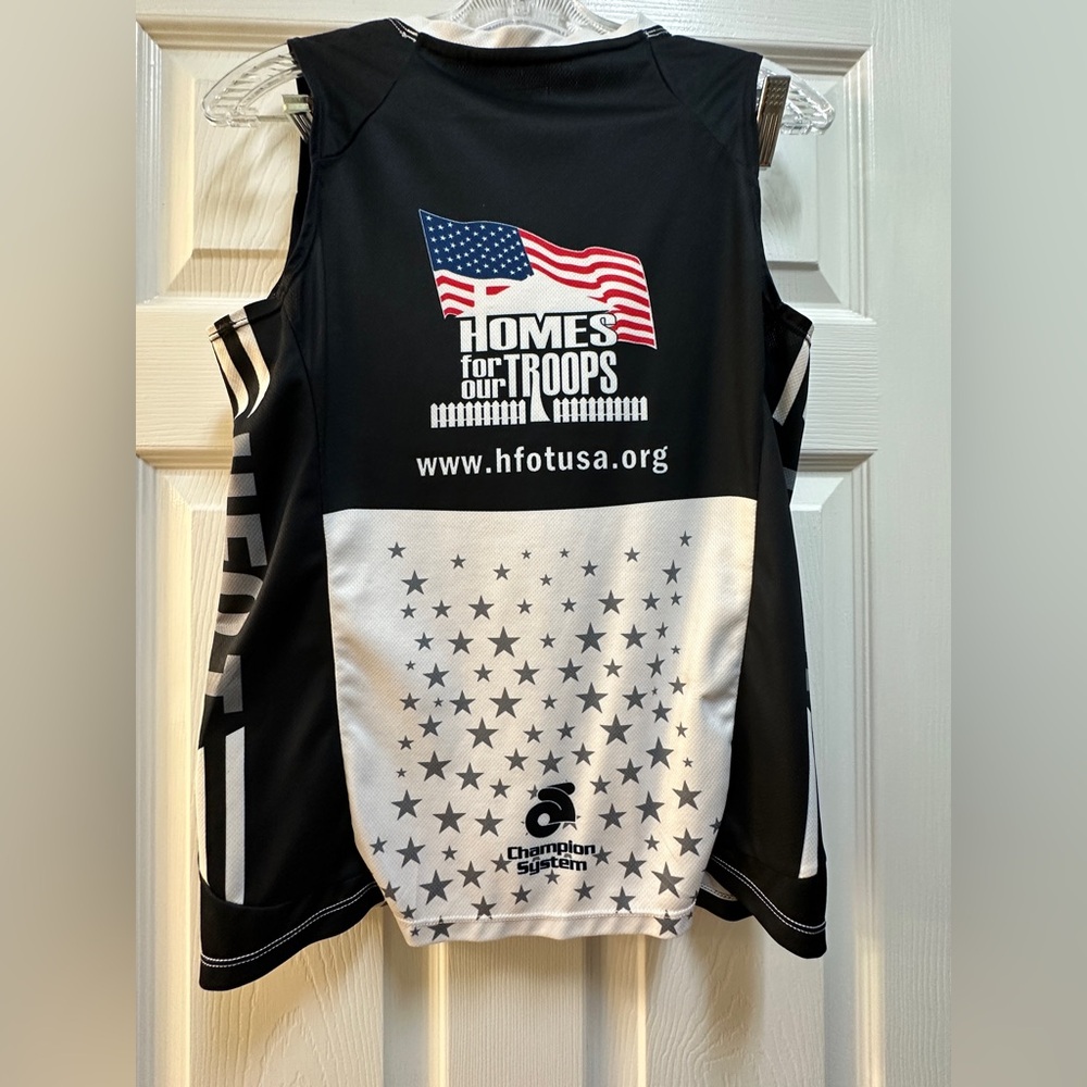 Homes For Our Troops Patriotic Singlet Tank Women’s Medium Red White Blue USA - Picture 2 of 4